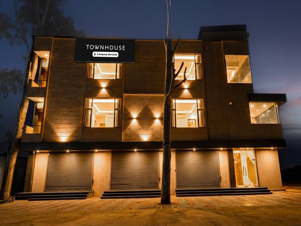 Deluxe Hotel Landmark, Roorkee