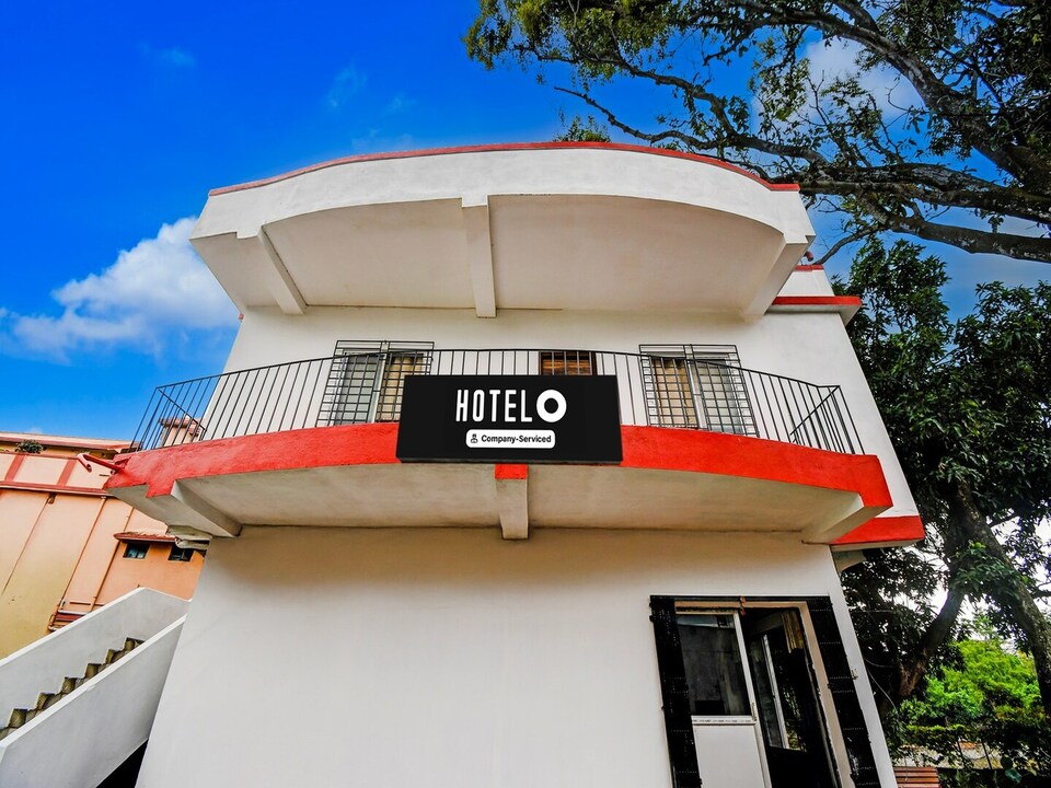 Classic with Balcony ASHIMA RESORT, Bolpur