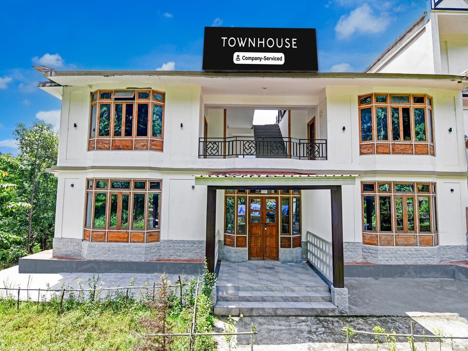 Deluxe with BalconyTownhouse Pelling Kanchenjunga, Pelling City