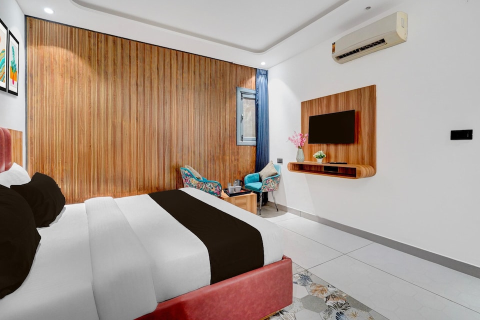 Saver Double Chandigarh, Zirakpur