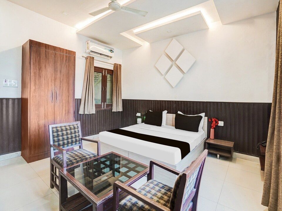 Super Deluxe RoomHotel Corbet Inn, Rudrapur