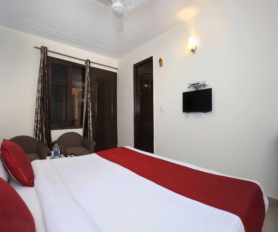 Hotel O Sector 45 Chandigarh, Chandigarh