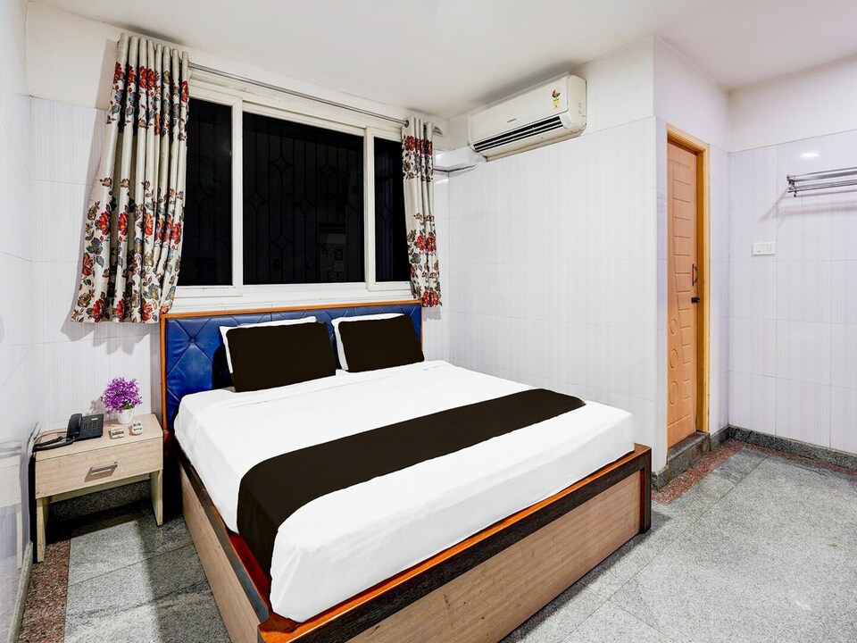 Super Deluxe Room Arcot Road, Chennai