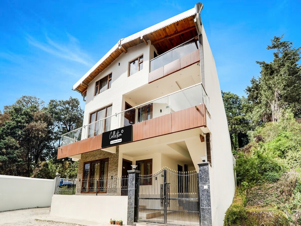 Deluxe with Balcony Urban Bliss, Nainital