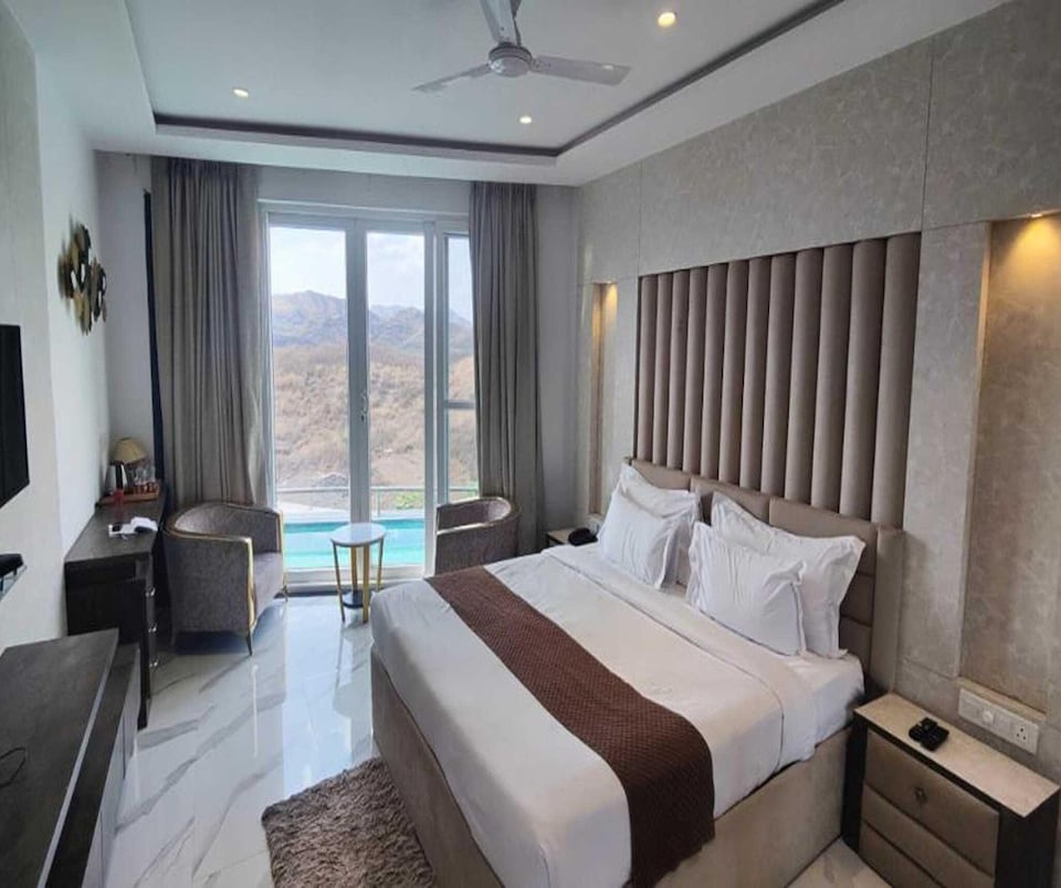 1bhk Nature View Villa with Private Balcony, Udaipur