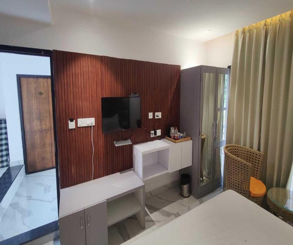Deluxe Hill View RoomSwarnagarh Udaipur, Udaipur