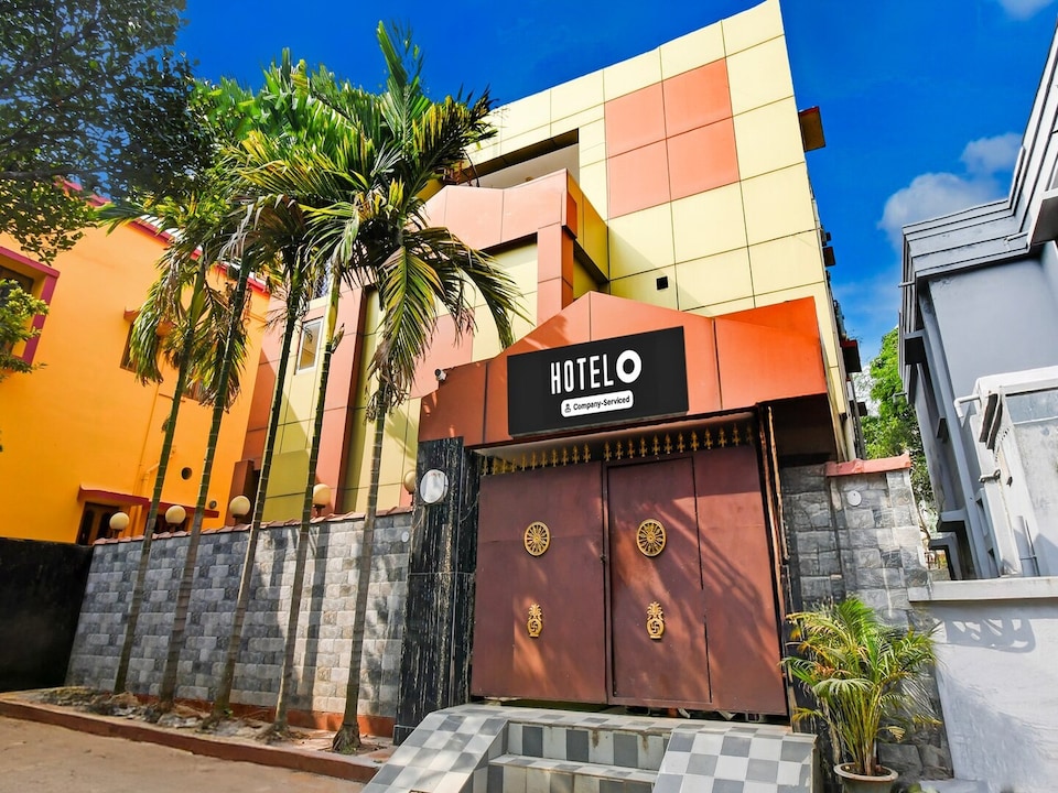 Deluxe Swaranpuri Near KIIT Square, Bhubaneswar
