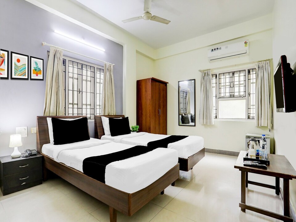 Premium Begumpet Alpine Glow Sunrise, Hyderabad