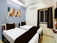 Super Collection O Khajaguda Hills Formerly Sri Balaji Luxury Rooms