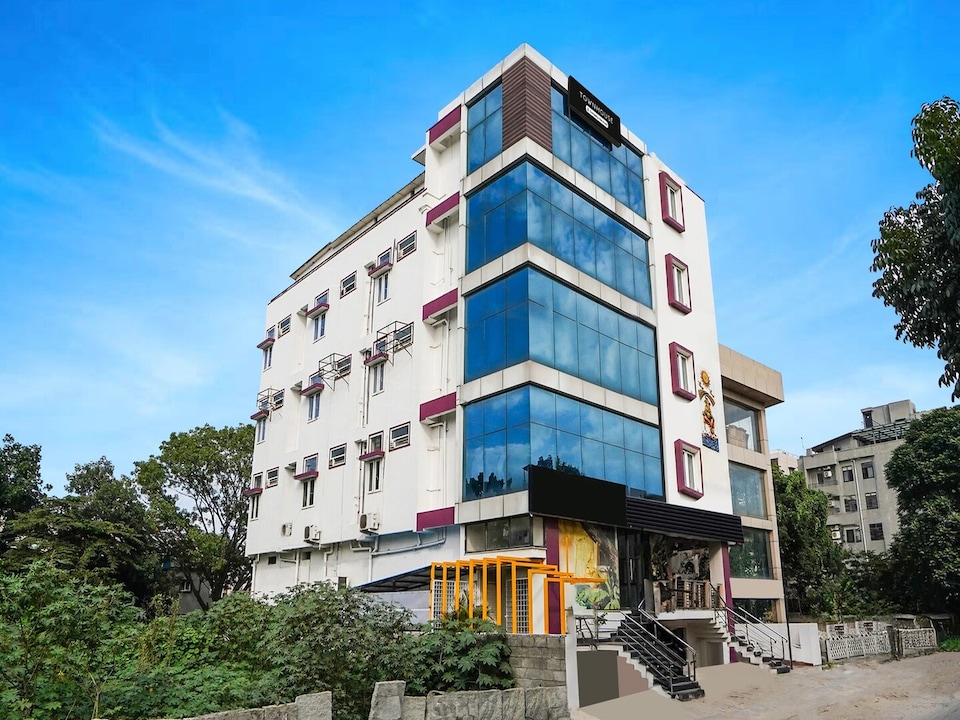 Deluxe HBR Layout, Bengaluru