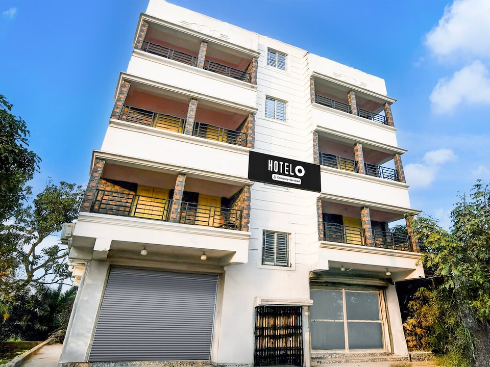 Classic with Balcony Hotel Fintech Retreat, Kadampukur