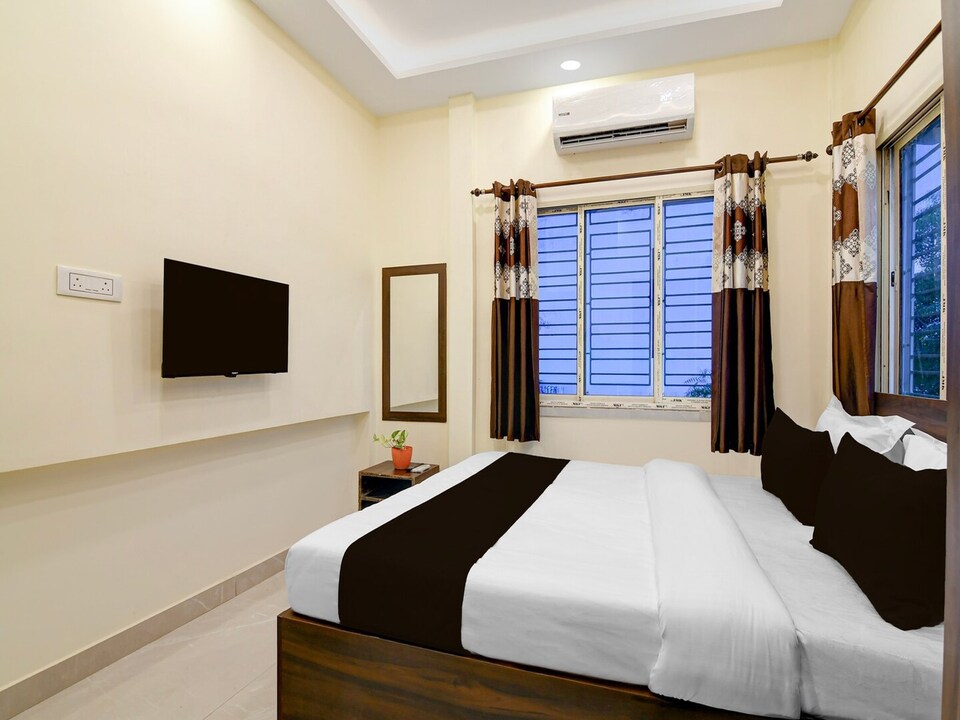 Classic 6 Seasons bnb, Kolkata