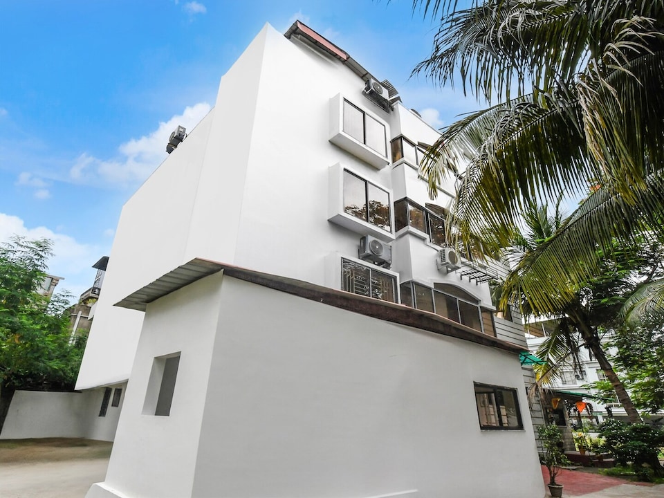 Classic with View White Palace Resort New Alipore, Kolkata