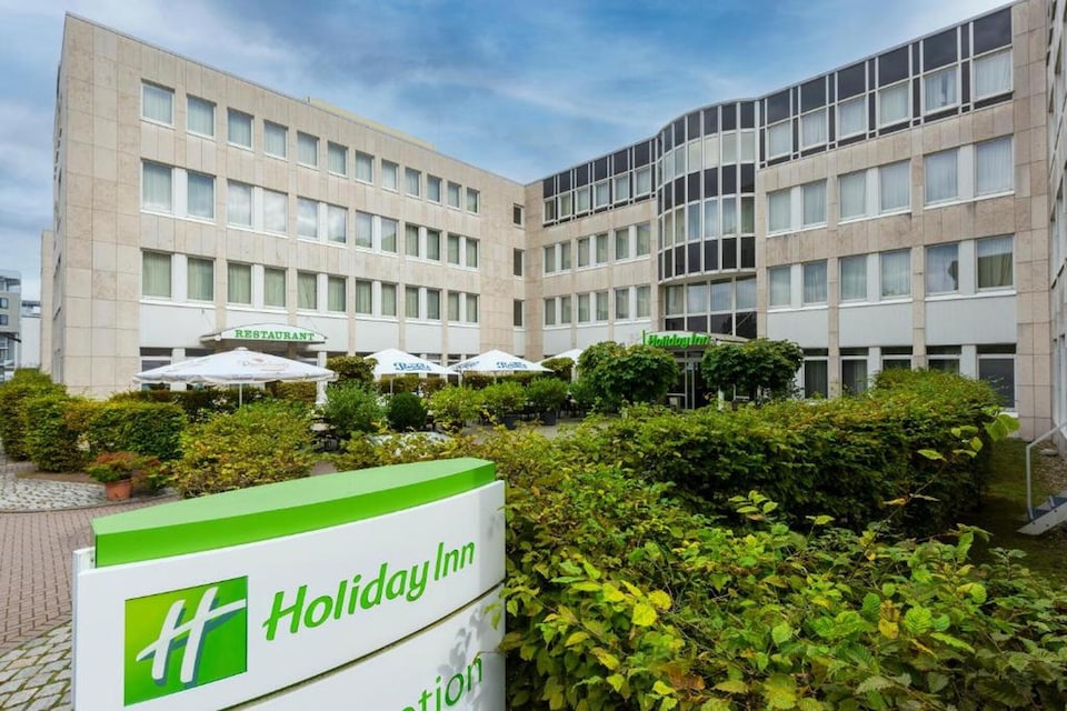 Sunday Hotel Frankfurt Standard-Doppelzimmer, Neu-Isenburg
