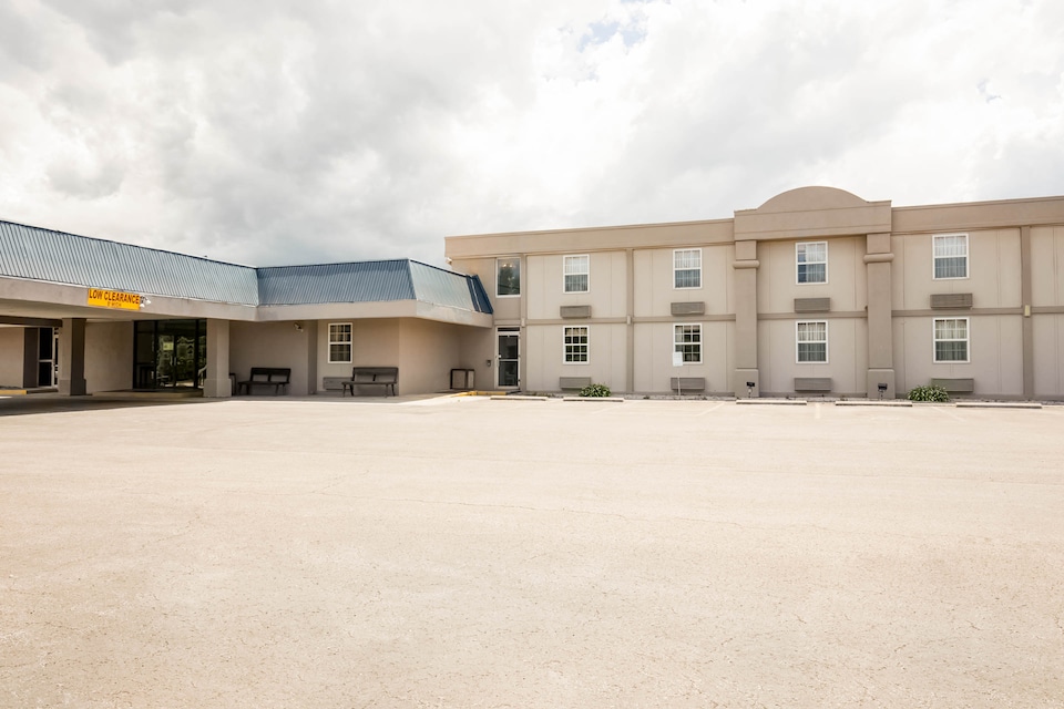 OYO Hotel Conneaut OH I-90, Conneaut OH, Conneaut OH