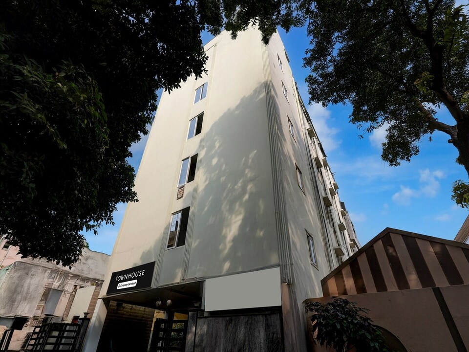Deluxe with Twin Bed Benz Circle MG Road, Vijayawada