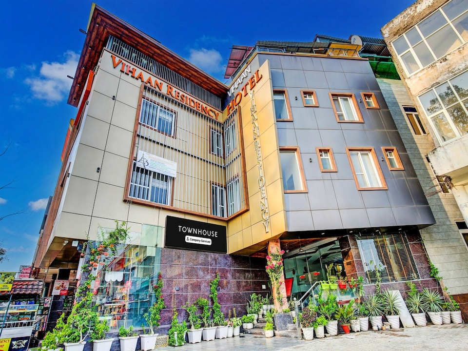 Super Deluxe Room Hotel Vihaan Residency, Zirakpur