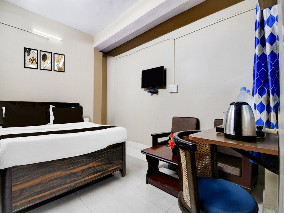 Super Deluxe Room Hotel Subhekha, Jamshedpur