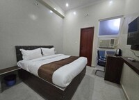 Townhouse IIM Lucknow Formerly Lexa Grand