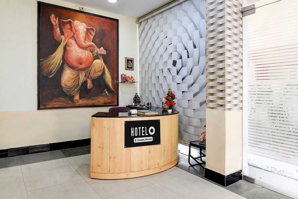 Classic with Balcony  Comfort Inn, Prantik