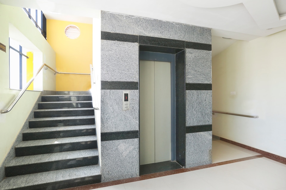 OYO 71734 Hotel Sri Sai Residency, Yelagiri, Yelagiri