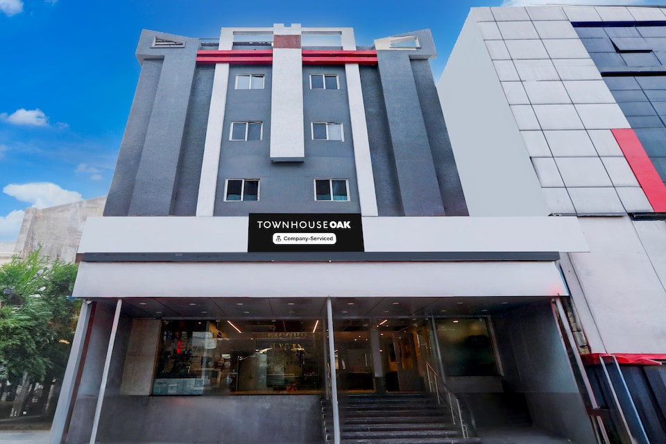 Super Townhouse Oak Madhapur Nera Regency, Madhapur-II, Hyderabad