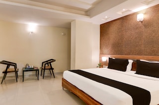 Super Townhouse Oak Madhapur Nera Regency