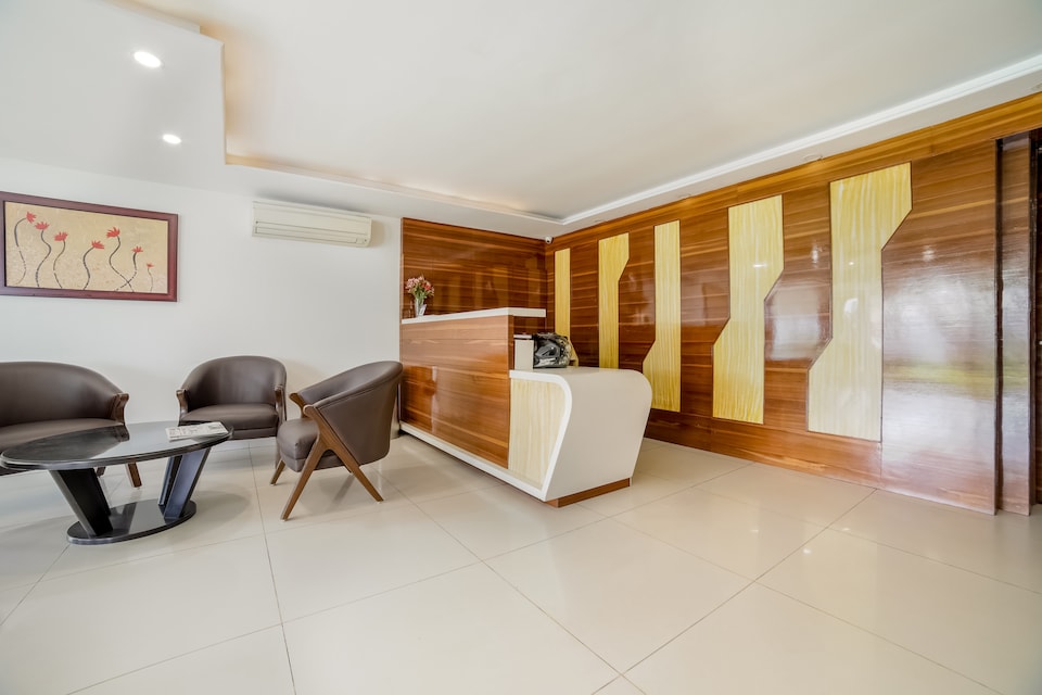 Capital O 71748 Hotel Shaheen International, Hingna Road Nagpur, Nagpur