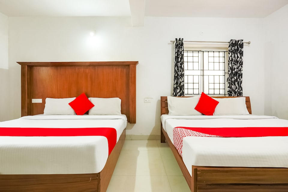 OYO 71761 Ms Residency, Ooty Town-II, Ooty