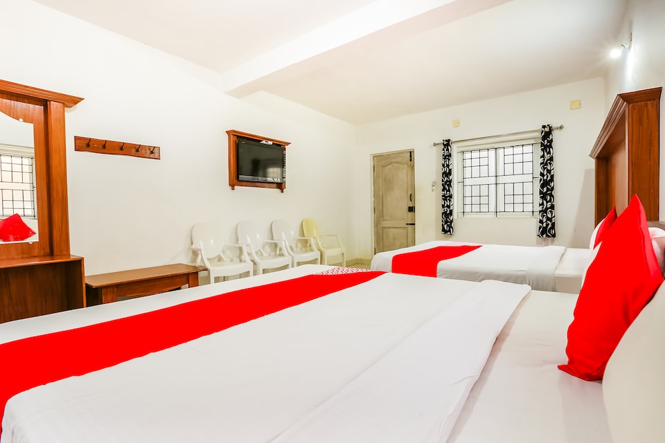 OYO 71761 Ms Residency, Ooty Town-II, Ooty