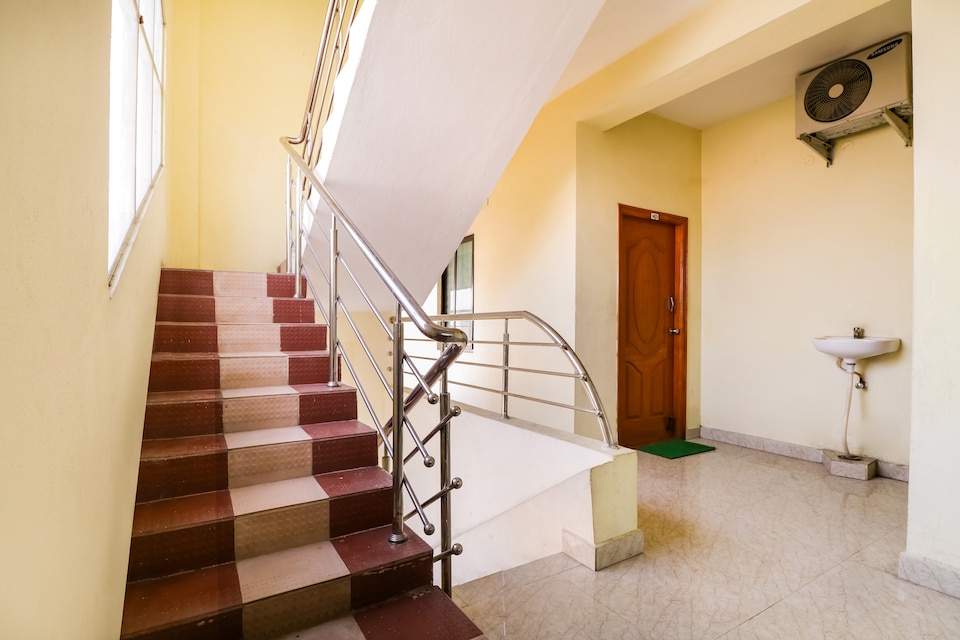 SPOT ON Sri Muni Residency, Tiruchanur Road Tirupati, Tirupati