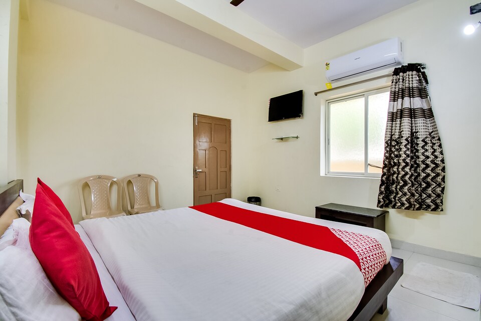 OYO 71769 New Srk Guest House, Beach Road Visakhapatnam, Visakhapatnam