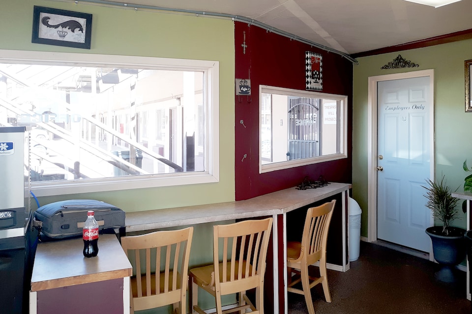 OYO Hotel Kings at Clovis, C88101, Clovis NM