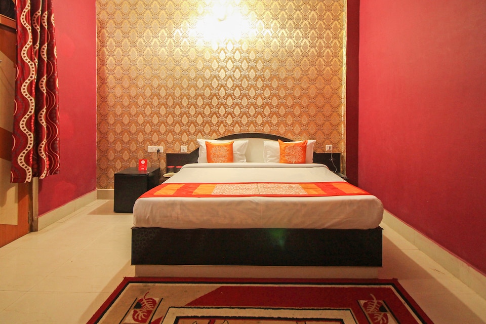 OYO 5982 Hotel Ashutosh, Mirzapur, Mirzapur