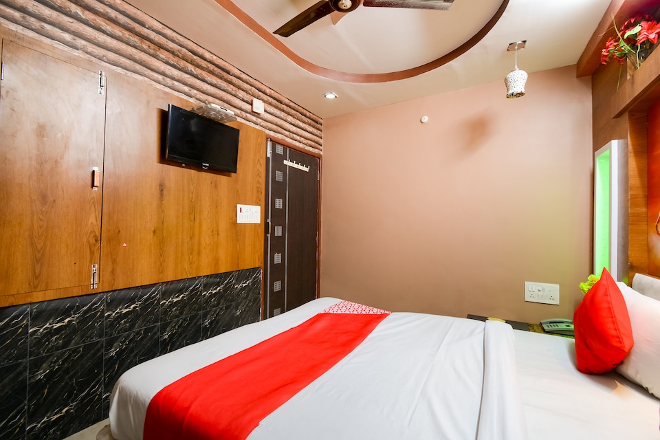 OYO 71802 Raj Palace Hotel & Restaurant, Barmer, Barmer