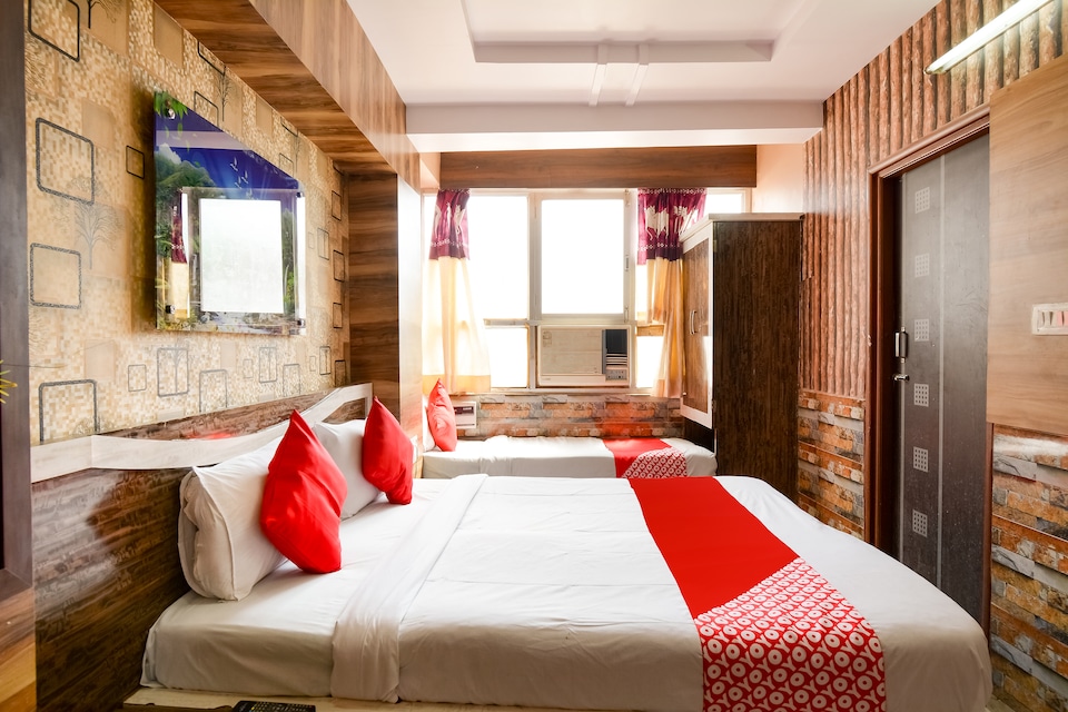 OYO 71802 Raj Palace Hotel & Restaurant, Barmer, Barmer