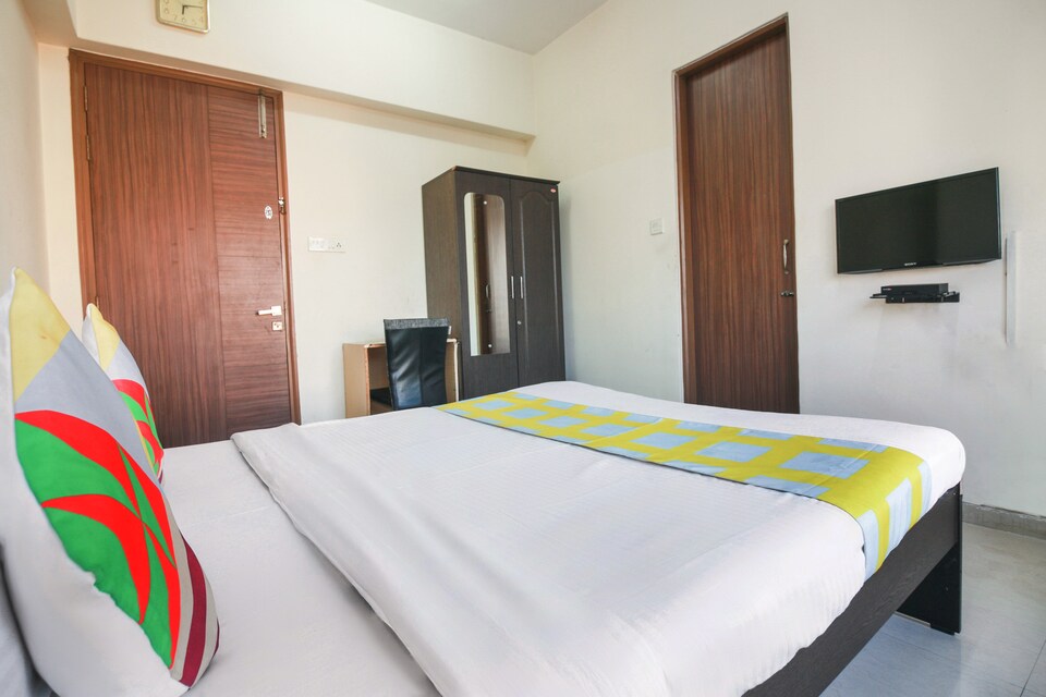 OYO 71820 Home Treat Homes pvt ltd /Ashwani Girotra, Mumbai BKC, Mumbai