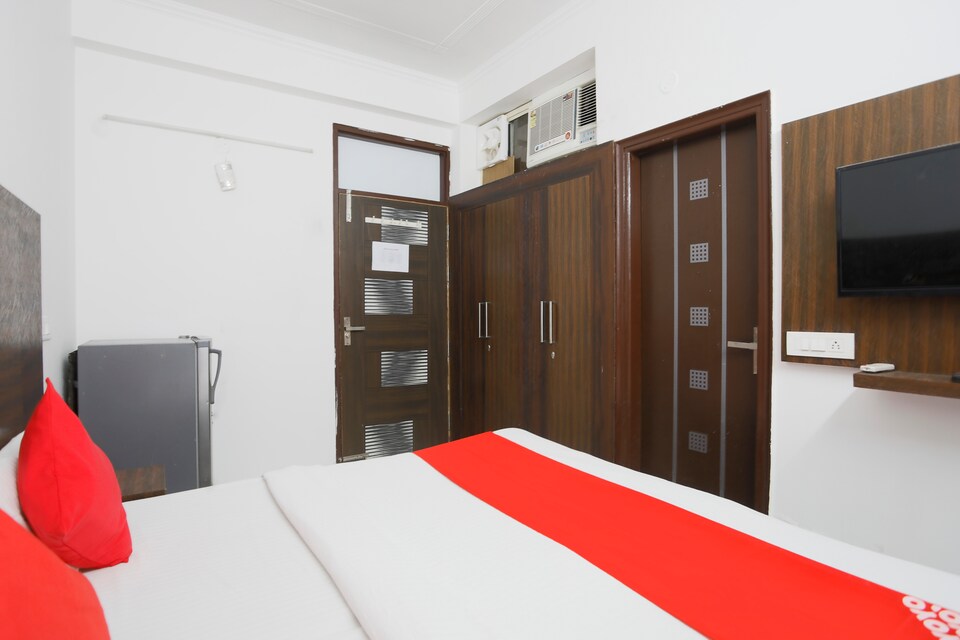OYO 71822 Oye Home, Cyber City, Gurgaon