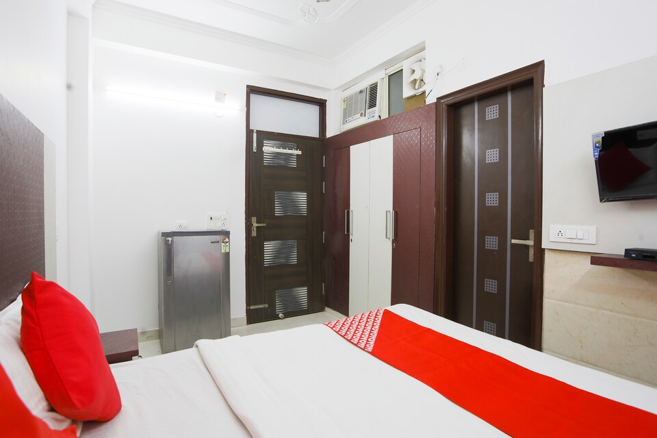 OYO 71822 Oye Home, Cyber City, Gurgaon