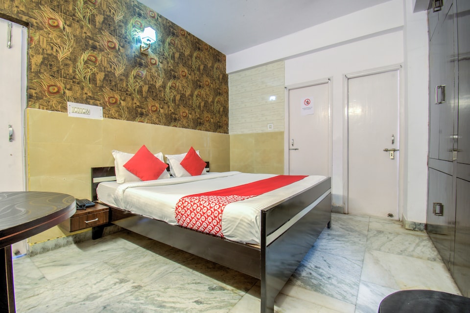 OYO 71825 Hotel Virasat Heritage, Boring Road Patna, Patna
