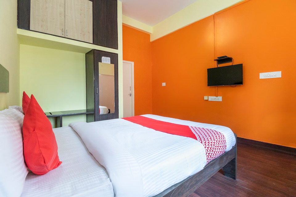 OYO Flagship 71828 HOTEL GURU, Bannergatta Road Bangalore, Bangalore