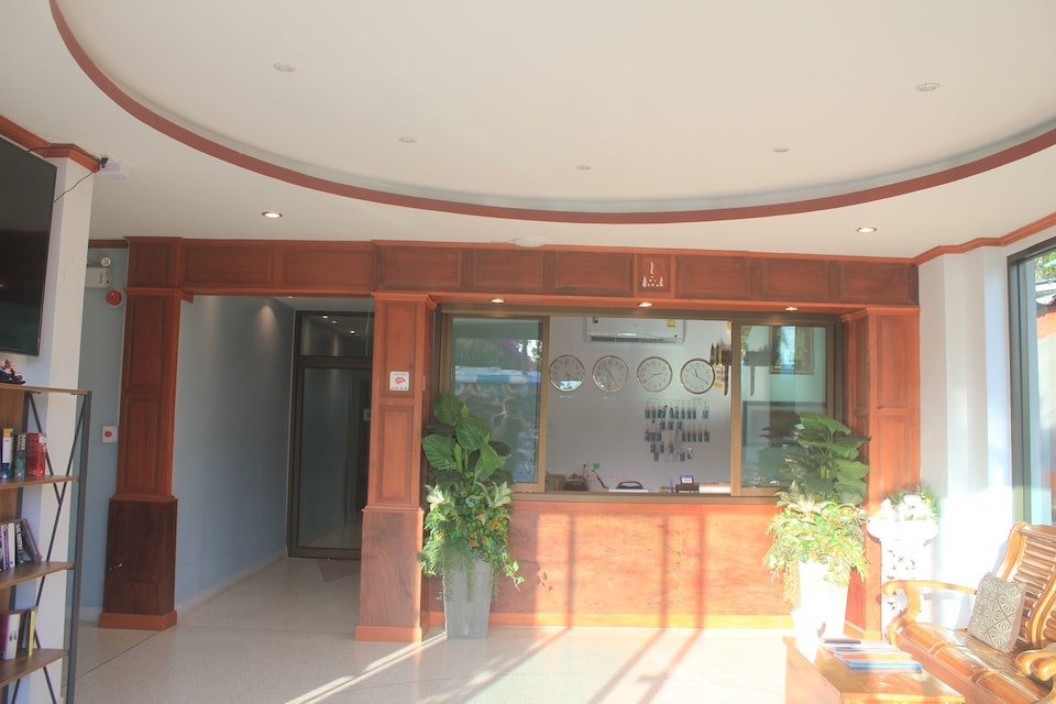 OYO 853 The Grand Koh Chang Hotel, Ko Chang P1, Trat