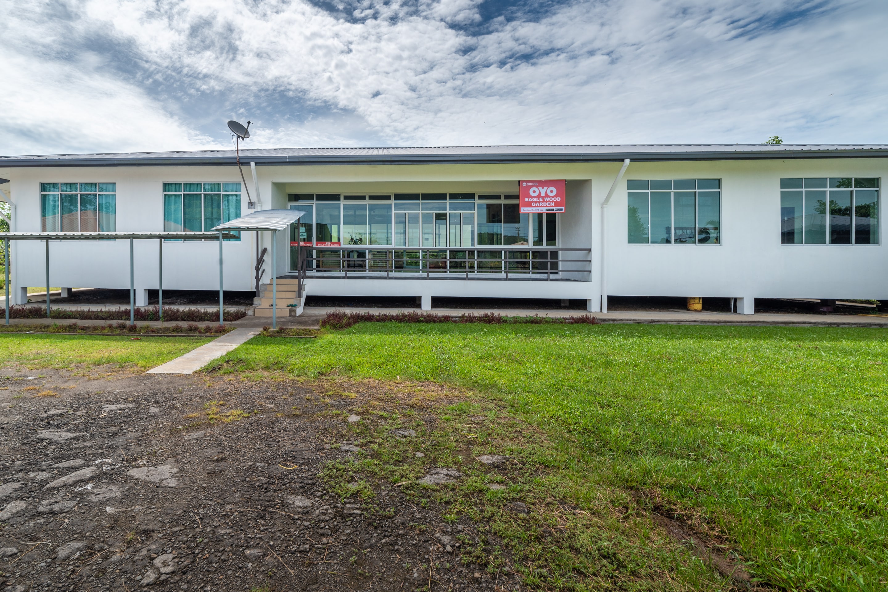 OYO 90036 Eagle Wood Garden