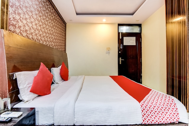 OYO Hotel City Dx