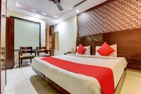 OYO Hotel City Dx