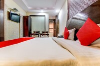 OYO Hotel City Dx