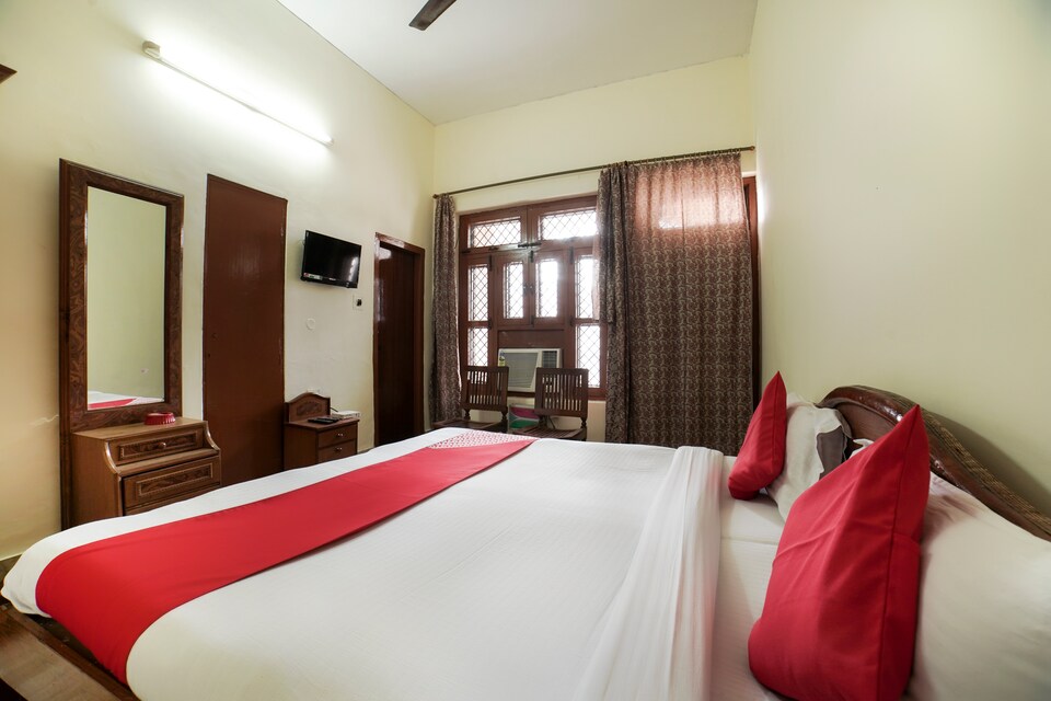 OYO 71846 Hotel Gayatri Regency, Tikonia Haldwani, Haldwani