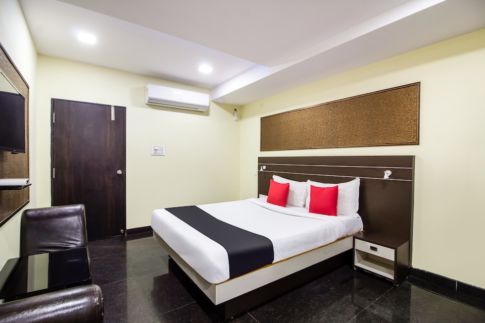 Capital O 71848 Blueway Residency, Thampanoor Trivandrum, Trivandrum