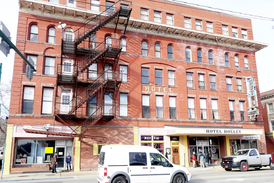 OYO Hotel Bradford Main St PA, OYO Hotels Bradford PA, Book 45 OYO