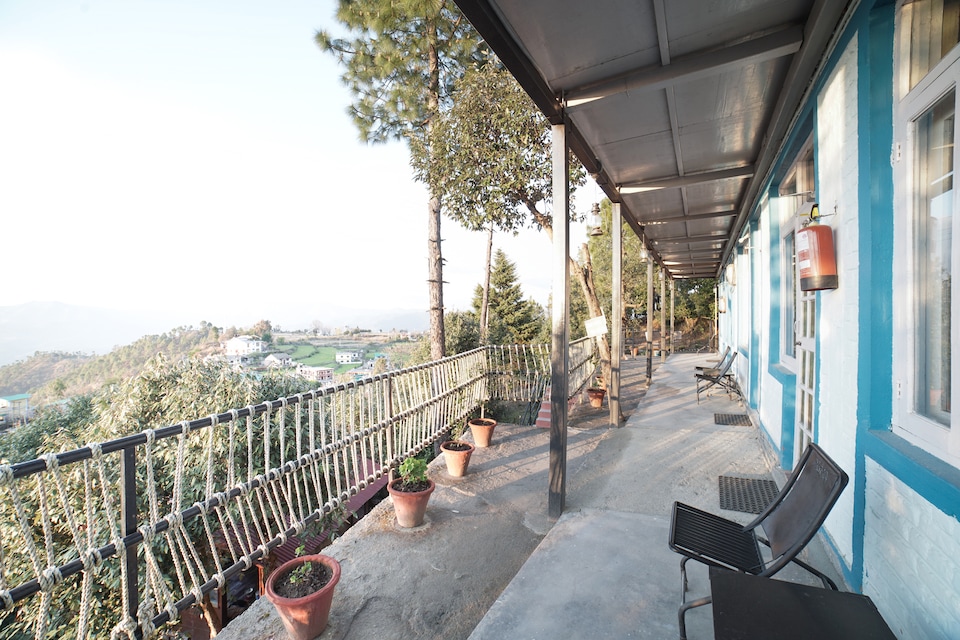 OYO 71908 Kaafal Cottage , Ranikhet City, Ranikhet